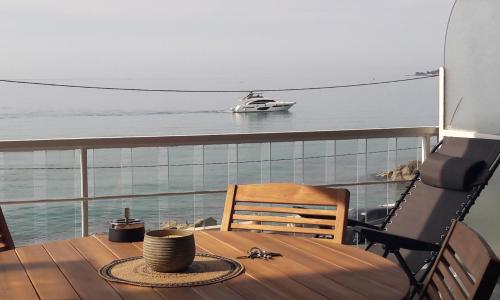 Splendide studio front de mer