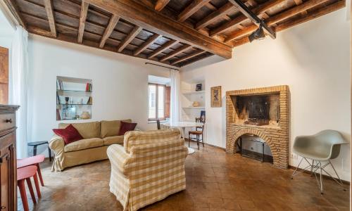 Colosseo & Fori imperiali Wooden Flat