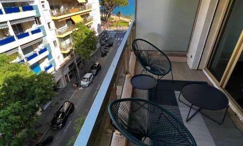 Modern 60m2 apartment with 2 balconies, at 50 meters from sea