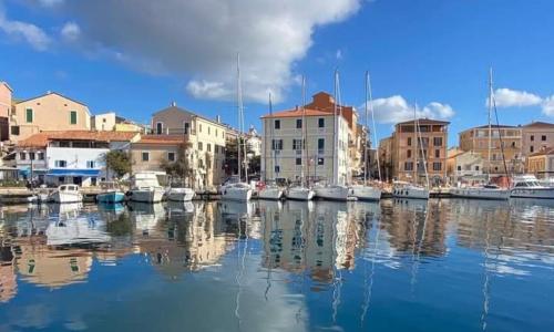 Perla sul porticciolo