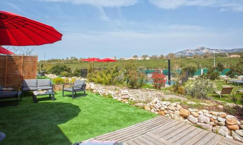 appartement Levante au calme piscine chauffée partagée et bbq