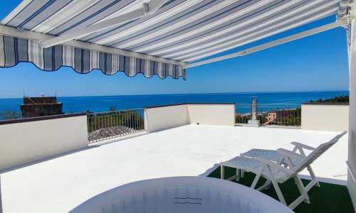 Una Terrazza sul Mare The Lighthouse