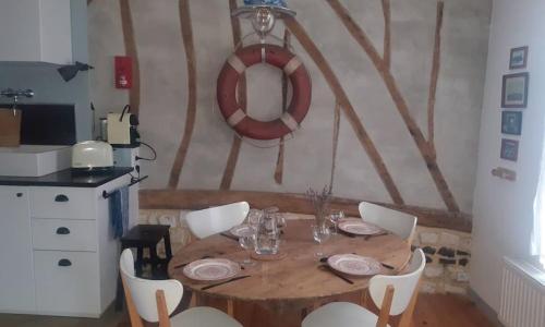 Standard Room photo