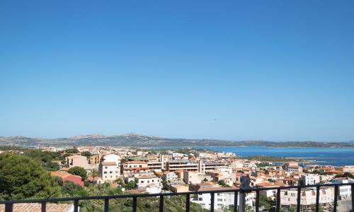 Homey Experience - Central Stay