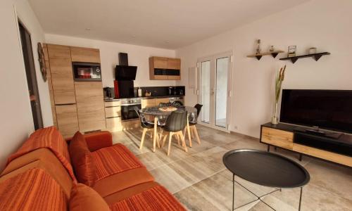 Petite maison en pierre