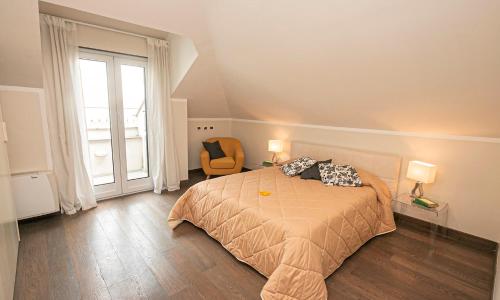 Real Italian Estate - Penthouse