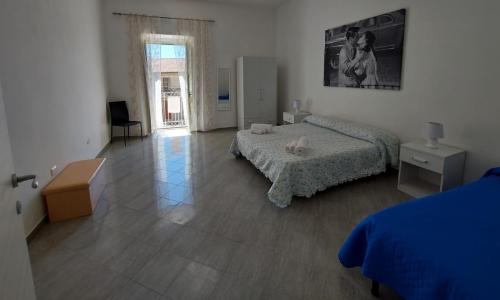 Casa Mario a 5 minuti da Tropea, fresca nuova e con posto auto!!!