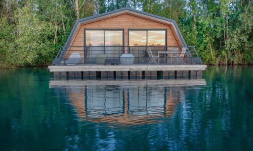 Maison flottante - Houseboat - Baurech Insolite