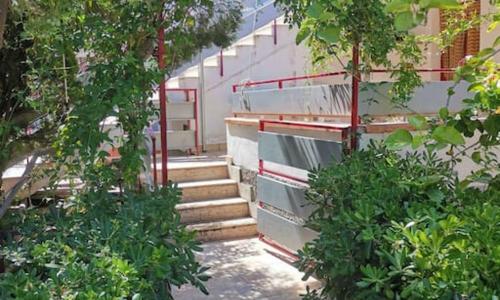 San Giorgio (Me) Comodo appartamento a 100 metri dal mare in elegante residence, 4/5 posti letto, parcheggio privato.