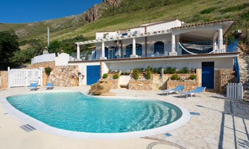 VILLA OLIMPIA 6&2, Emma Villas