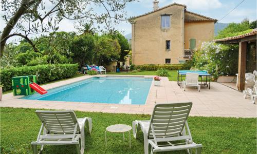 Cozy Home In Chteauneuf De Grasse With Kitchen