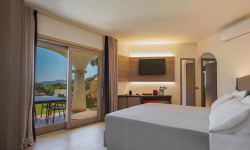 Your lovely and elegant home with garden sea view