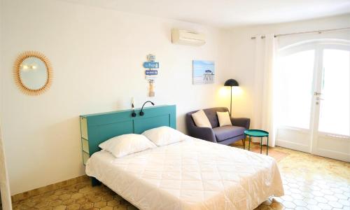 Studio 15 - LES SUITES DE ROBINSON - Résidence avec piscine en bord de Siagne, à Mandelieu-La-Napoule