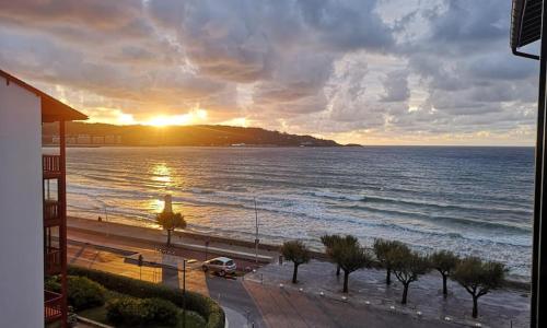 Superbe appartement T3 bis front de mer & garage fermé