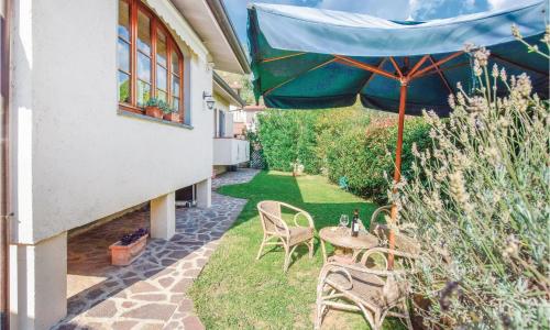 Awesome Home In Camaiore -lu- With Kitchen