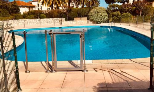Antibes Secured Parc Velusine with private parking, Terrace, Pools and Tennis courts.