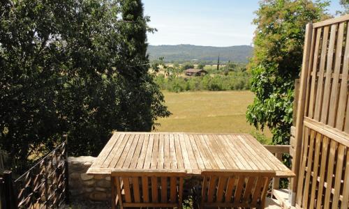 Joli appartement dans village calme en Provence
