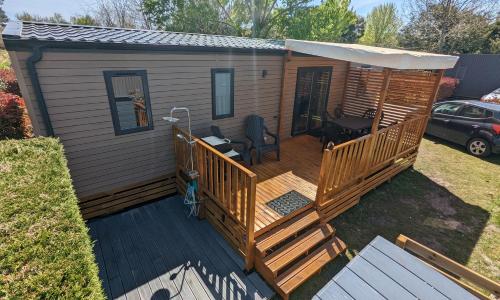 Logement LUXE de 44m2 Les pieds dans l'eau Ménage et draps inclus Camping 5 Etoiles Lac Biscarrosse Koyobalys