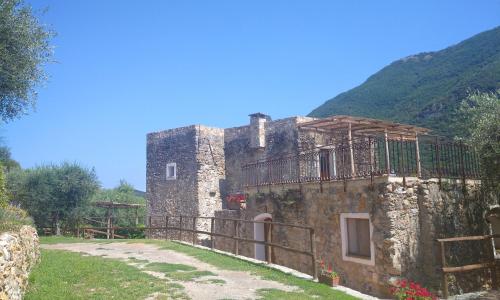 Agriturismo LE CASE ROTTE