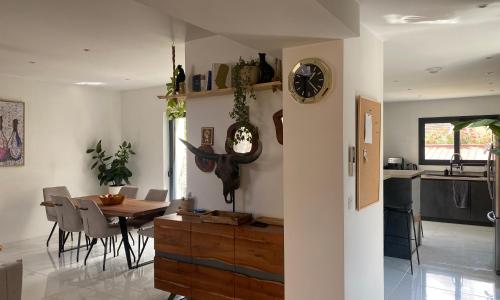 Maison lyon 8 jardin parking studio indépendant sur demande