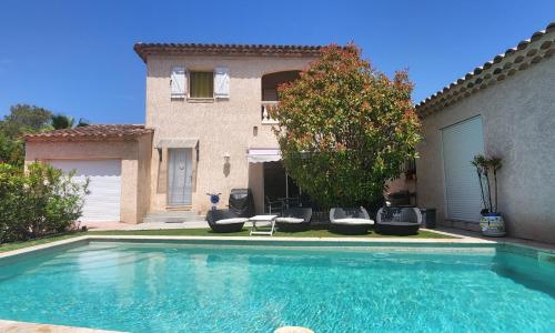 Chambres privées dans Villa des Lauriers