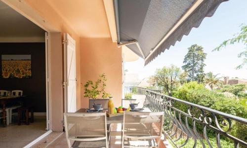 Apartment Le Roumanille by Interhome