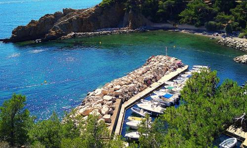 Le Paradis Bleu Calanque de Figuières, paddle et veranda