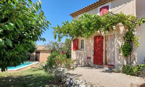 Le Petit Mas des Hauts de Beyssan, Maison de vacances avec piscine privative pour 2 personnes