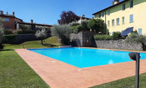 Casa Grace with shared pool