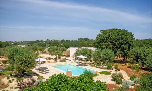 Stunning Home In Cisternino With Wifi