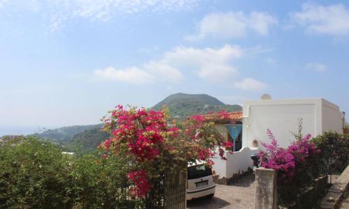 Villetta Annunziata, indipendente e panoramica nell' Isola di Lipari