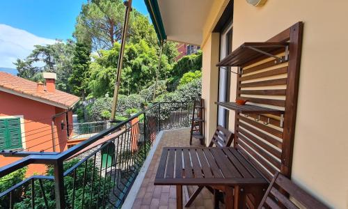 Turchino Apartment 2 by PortofinoVacanze