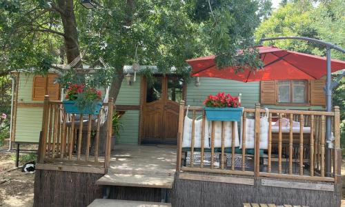 Roulotte en bois Sud France