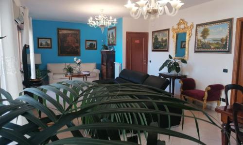 B&BYanet's Beautiful House