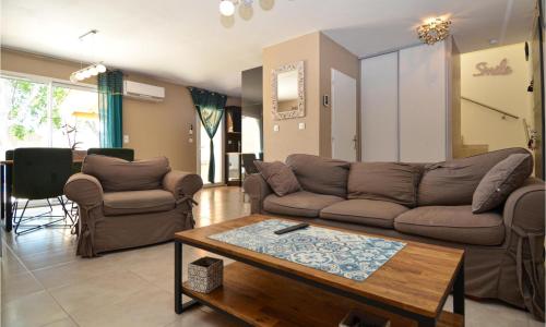 Cozy Home In Arles With Wifi