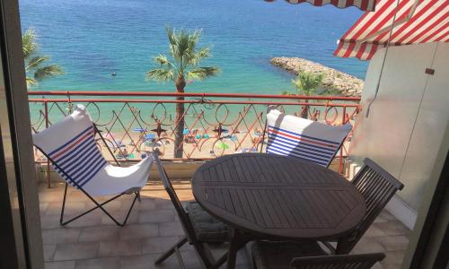 STUDIO 29 m avec TERRASSE et VUE sur la plage