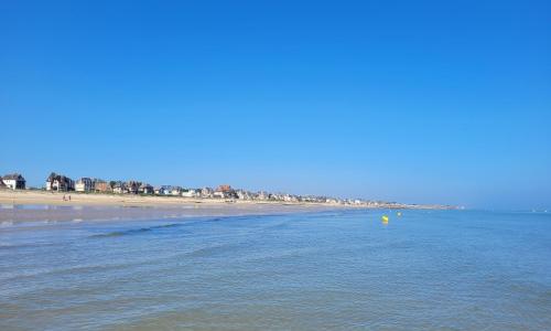 logement à 50 m de la mer !
