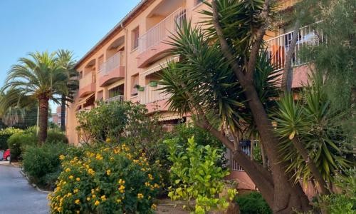 Saint Aygulf - a 250m de la mer- 3 pieces 45m2