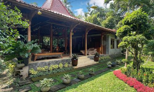 Dream Village