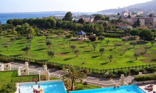 2P 42m² Terrasse / Piscine / Clim / Plage !