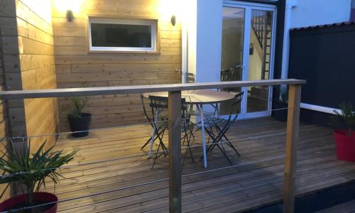 Au pied de la plage rdc