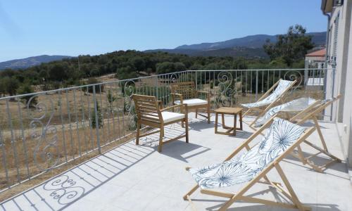 Villa vue mer et nature route de Cigala