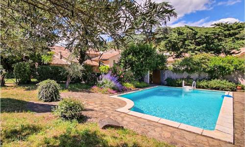 Amazing Home In Berlou