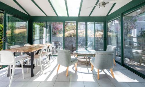 Maison avec véranda lumineuse, à Fromentine à 300m de la plage