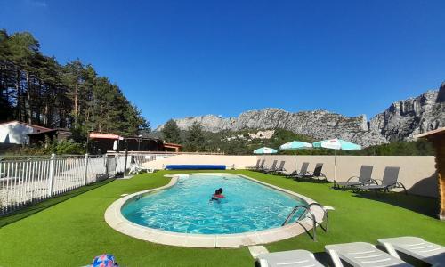 Camping La Pinatelle