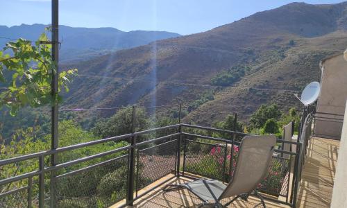 Maison de village avec vue sur les montagnes
