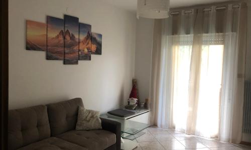 Casa di Max - private room in apartment with shared bathroom FREE PARKING