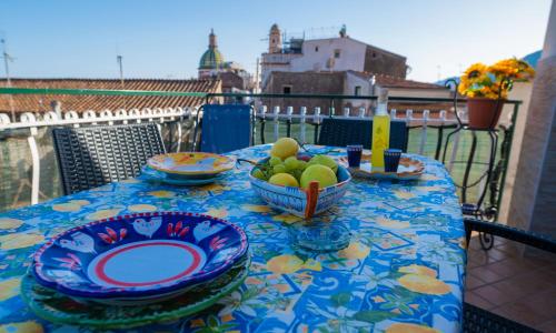 CASA TERESA NEL CENTRO DI VIETRI