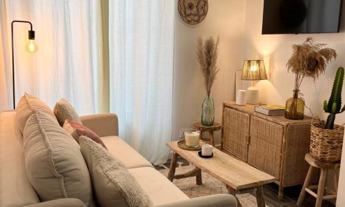 Saint Tropez - Old Village - Modern & Cosy Apartments