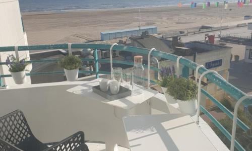 studio Vue mer au cœur de malo les bains pieds dans l eau